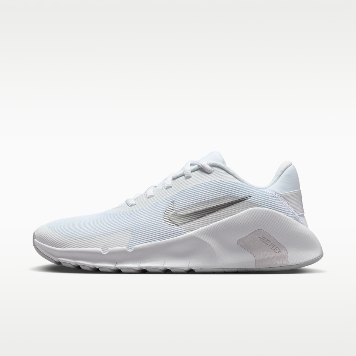 White Shoes & Trainers. Nike RO